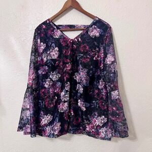NWT Lee Women XL Purple Black Floral Lace Bell Sleeve V-Neck Top